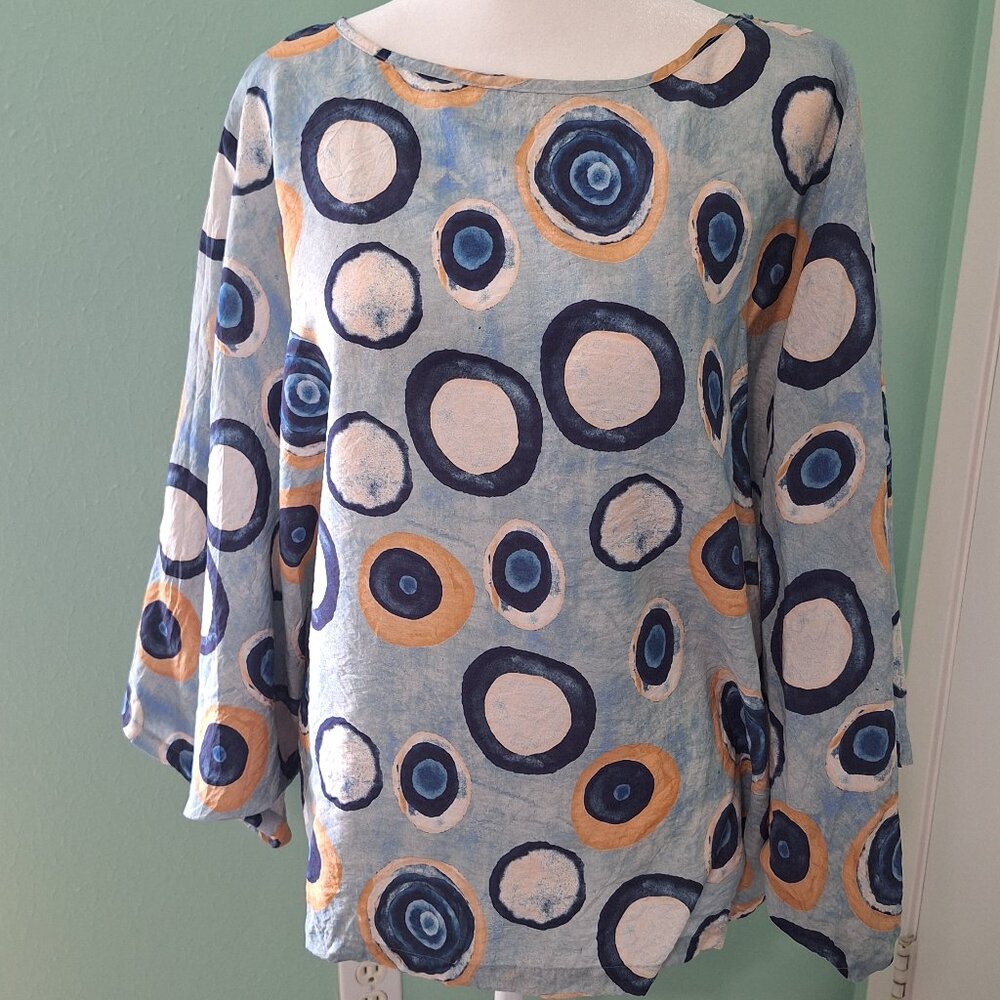 Shana Doman sleeved Blouse. Size XL